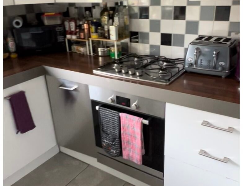 House/Offices Cleaner